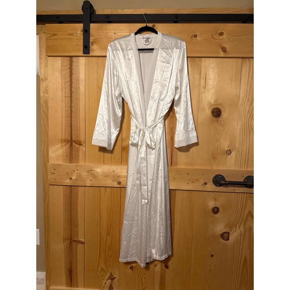 Linea Donatella Silky Tie Front White Lace Accent Robe Size L/XL Bridal